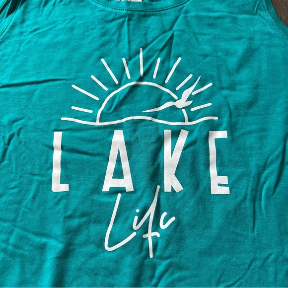 “Lake Life” Women’s Tank - Size XL - Picture 2 of 5